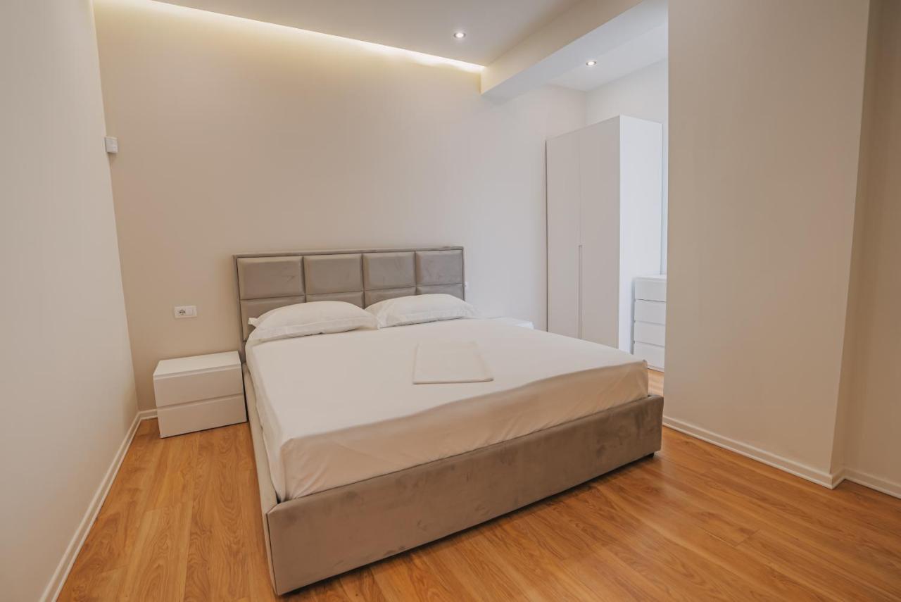 Jd Luxury Apartments فلورا المظهر الخارجي الصورة