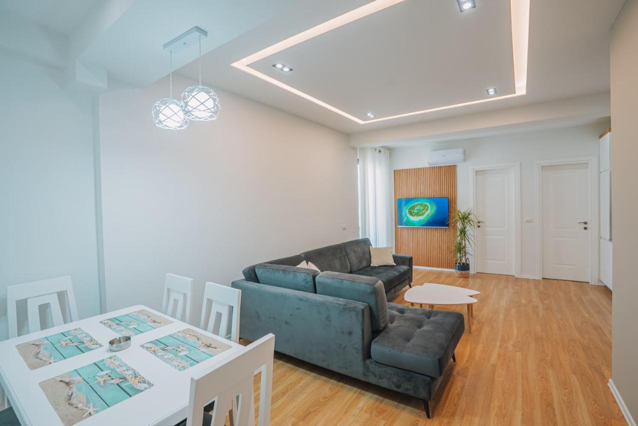 Jd Luxury Apartments فلورا المظهر الخارجي الصورة