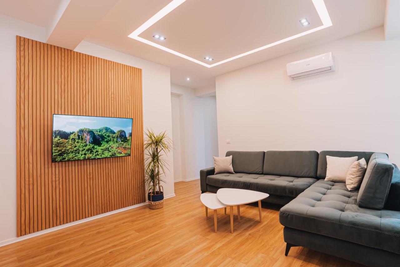 Jd Luxury Apartments فلورا المظهر الخارجي الصورة