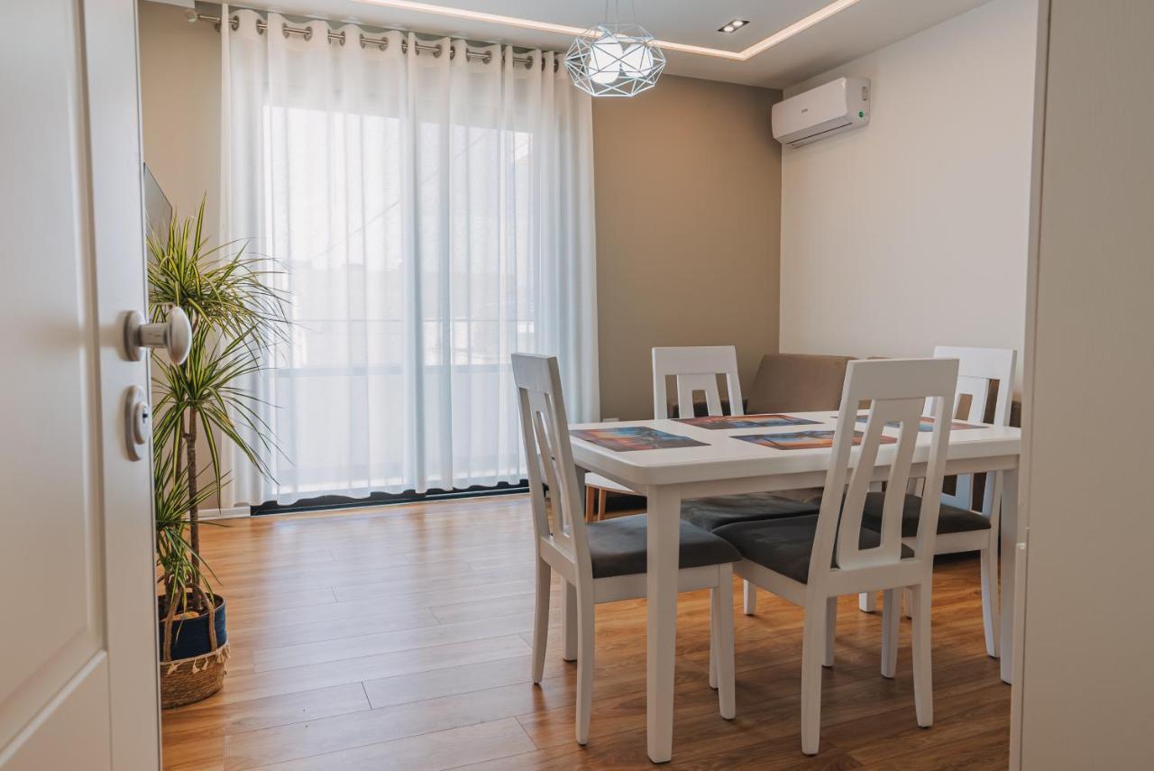 Jd Luxury Apartments فلورا المظهر الخارجي الصورة