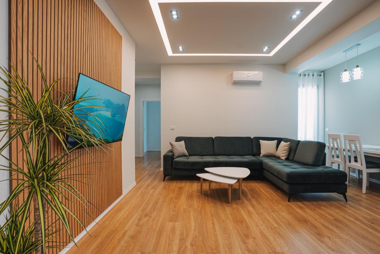Jd Luxury Apartments فلورا المظهر الخارجي الصورة